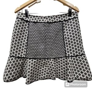 LOFT 12P Geometric Black Cream Ruffle Hem Work Career Skirt Wardrobe